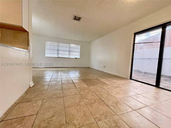 2621 Riverland Dr #B, Fort Lauderdale, FL 33312