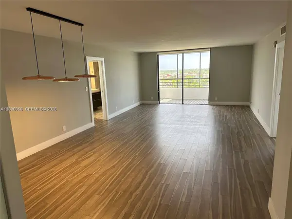 600 Three Islands Blvd #705, Hallandale Beach, FL 33009