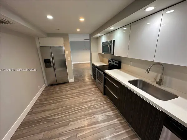 600 Three Islands Blvd #705, Hallandale Beach, FL 33009