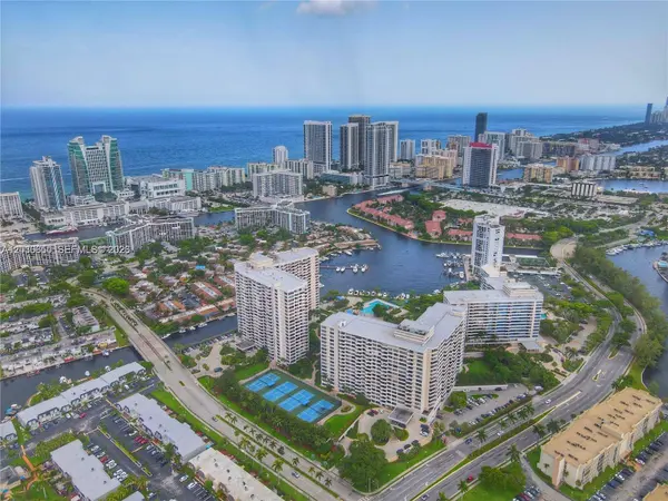 600 Three Islands Blvd #705, Hallandale Beach, FL 33009