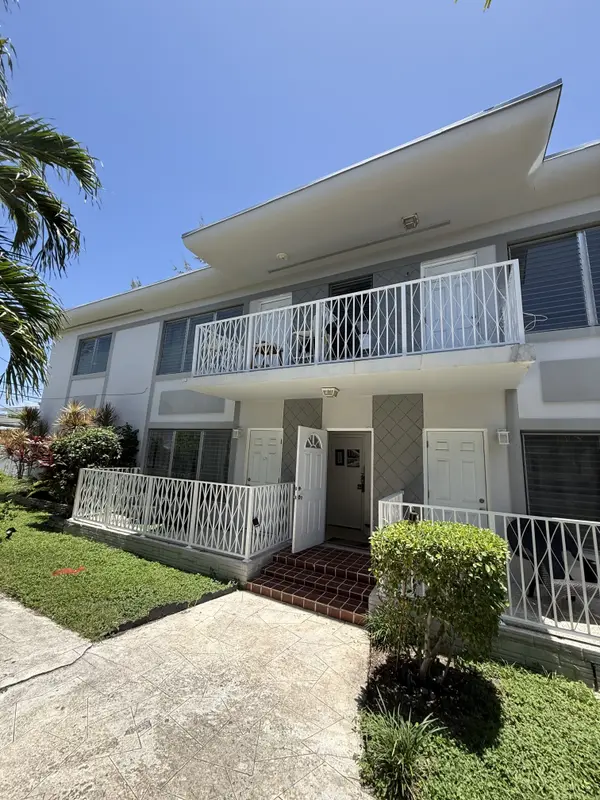 80th St, Miami Beach, FL 33141