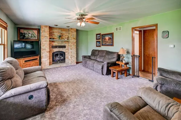 99 N Union Road, Brooklyn, WI 53521