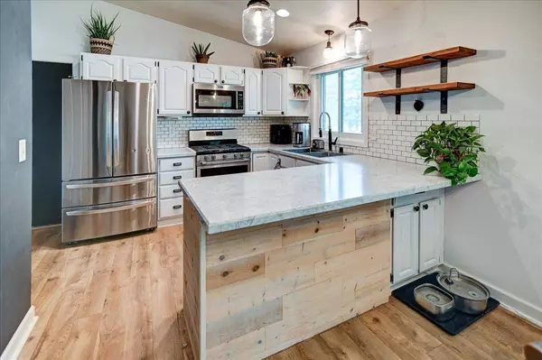 453 Nottingham Road, Stoughton, WI 53589