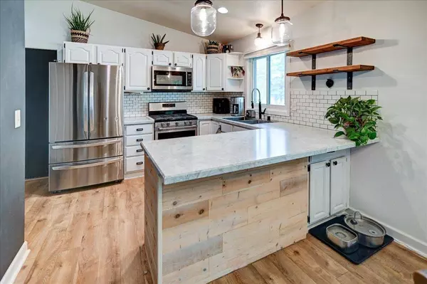 453 Nottingham Road, Stoughton, WI 53589