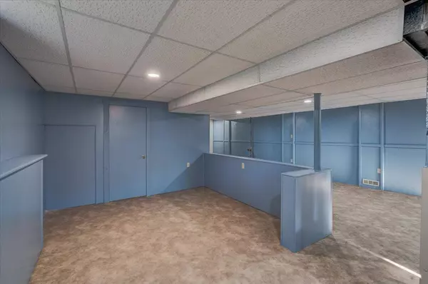 1268 Jamesway, Fort Atkinson, WI 53538