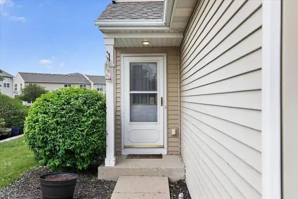 1400 Hunters Ridge Drive #57, Genoa City, WI 53128