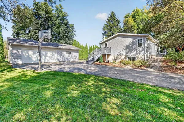 W2506 Circle Drive, Watertown, WI 53094