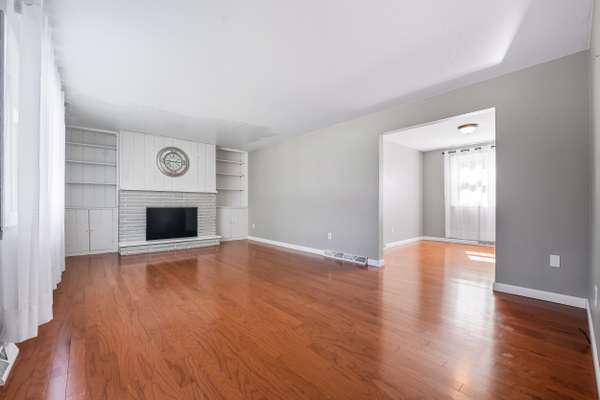 New Wilmington, PA 16142-1422,217 Meadowbrook Dr