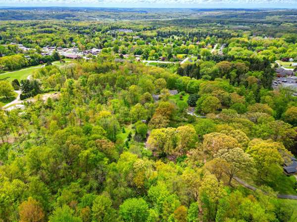 New Castle, PA 16105,3080 Eldogar Ln