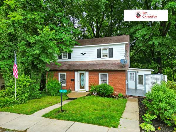 104 Pittsburgh Cir, Ellwood City, PA 16117-2138