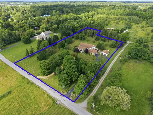 2584 Hillsville Rd, Edinburg, PA 16116-3316