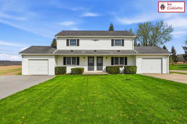323 Brewster Rd, New Castle, PA 16102-3005