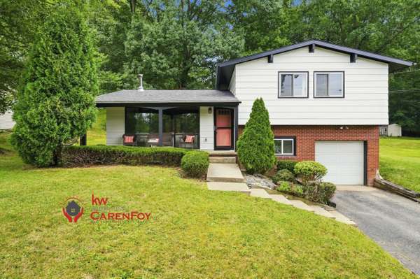 2878 Plank Rd, New Castle, PA 16105-1551