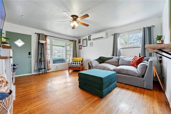 856 Spencer Ave, Sharon, PA 16146