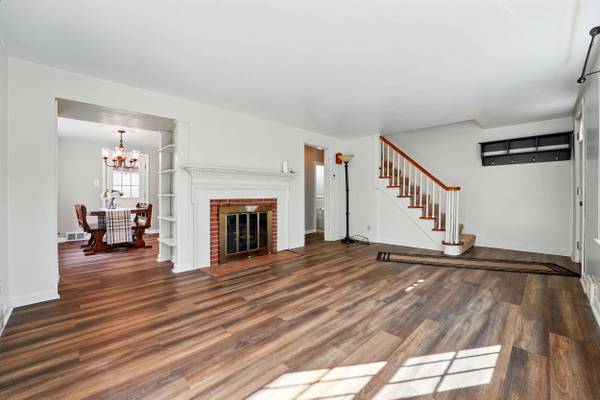 143 Old Hickory Rd, New Castle, PA 16102-2317