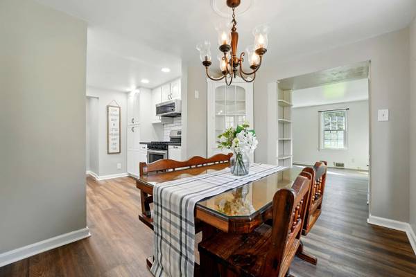 143 Old Hickory Rd, New Castle, PA 16102-2317