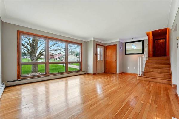 181 Fawn Ln, Neshannock Twp, PA 16105