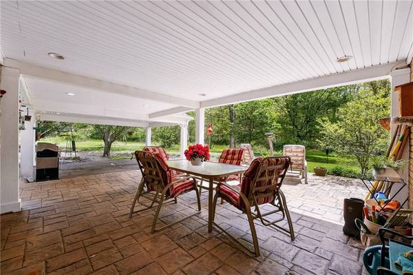 3080 Eldogor Ln, Neshannock Twp, PA 16105