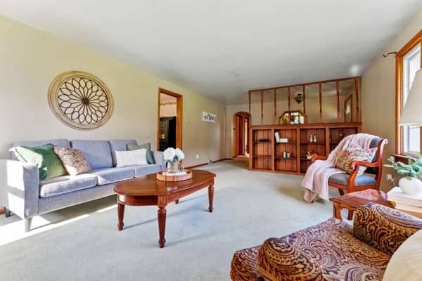 407 E Fairfield Ave, New Castle, PA 16105-2311