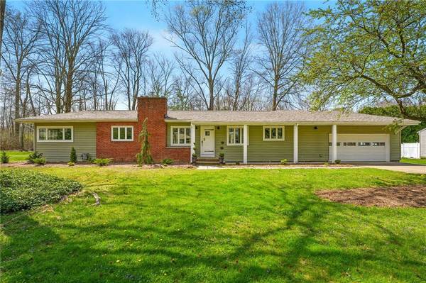 385 Vogan Dr, Mercer Boro - Mer, PA 16137