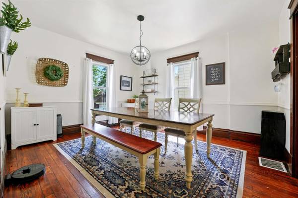 308 E Fairmont Ave, New Castle, PA 16105-2601