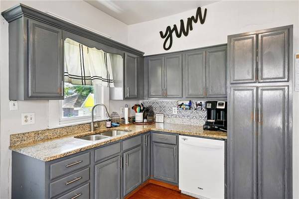 308 E Fairmont Ave, New Castle/2nd, PA 16105