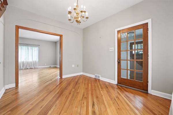 134 E Wallace Ave, New Castle, PA 16101-2455