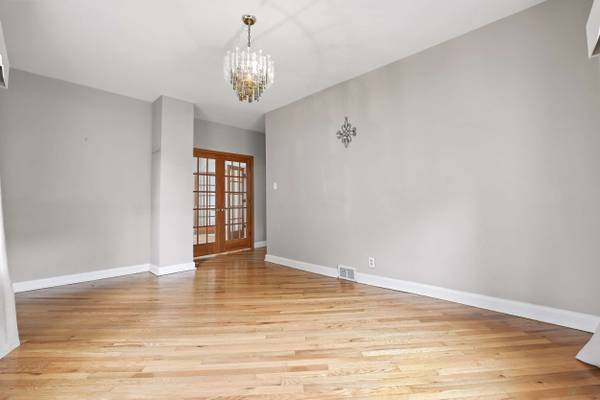 134 E Wallace Ave, New Castle, PA 16101-2455