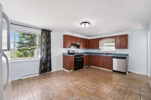 2897 Rutledge Rd, Transfer, PA 16154-8527