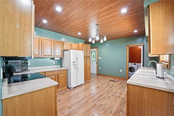 717 Cunningham Ave, New Castle, PA 16101