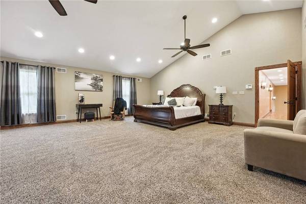 158 Skyview Dr, North Beaver Twp, PA 16102