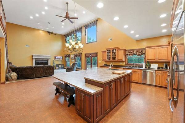 158 Skyview Dr, North Beaver Twp, PA 16102