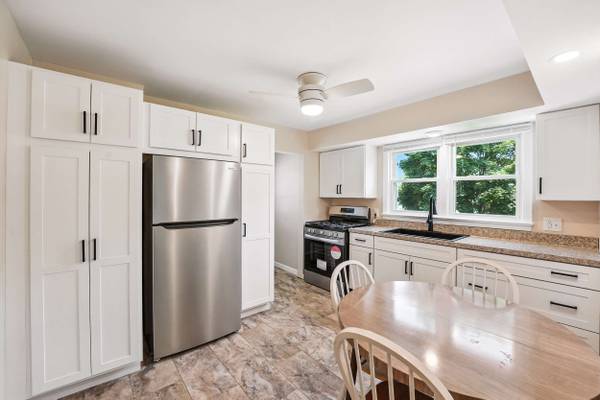 401 Grandview Ave, New Castle, PA 16101-1311