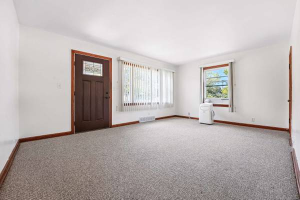 401 Grandview Ave, New Castle, PA 16101-1311