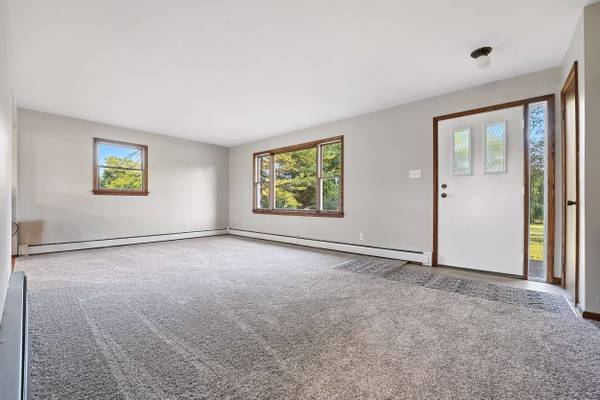 257 Halltown Rd, Wampum, PA 16157-2015