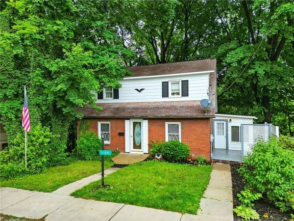 104 Pittsburgh Cir, Ellwood City, PA 16117