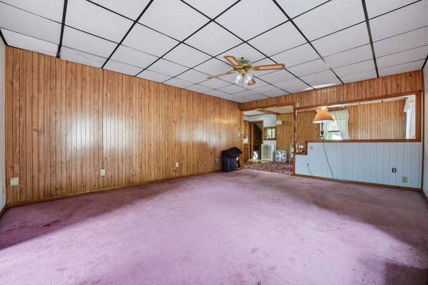 161 W Beechwood Rd, Bessemer, PA 16112-2007