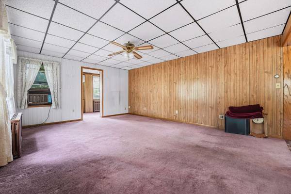 161 W Beechwood Rd, Bessemer, PA 16112-2007