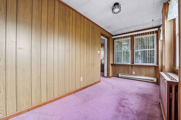 161 W Beechwood Rd, Bessemer, PA 16112-2007