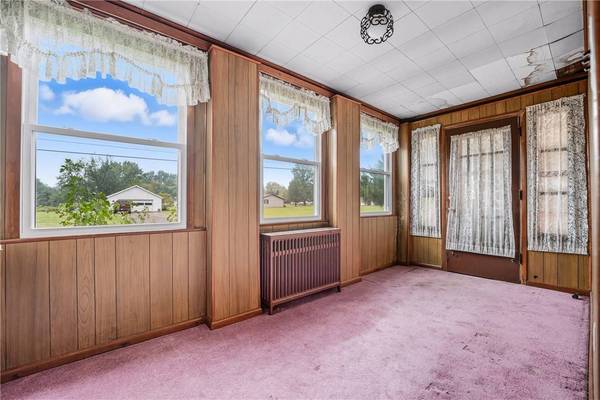 161 W Beechwood Rd, North Beaver Twp, PA 16112