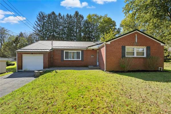 217 Meadowbrook Dr, New Wilmington Boro, PA 16142