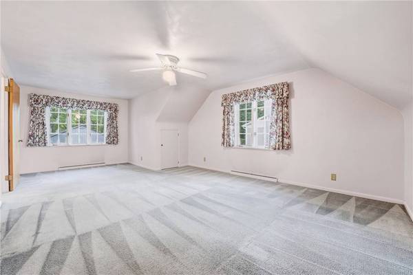 216 Vine Ct, New Wilmington Boro, PA 16142