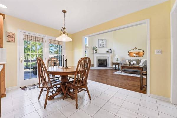 2431 Woodland Hills Dr, Shenango Twp, PA 16101