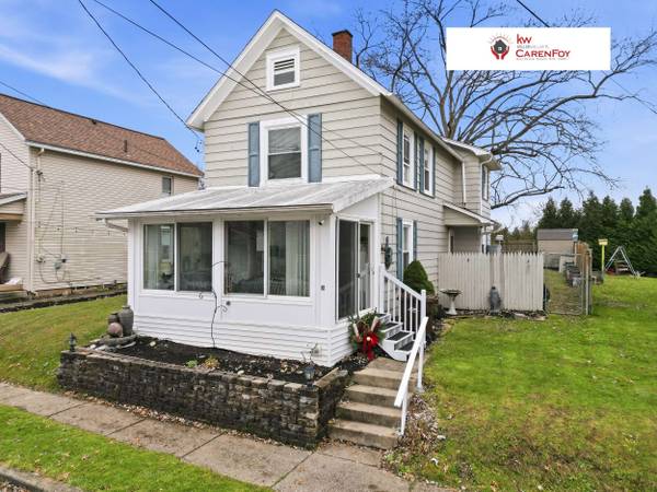 16 S 9th St, Sharpsville, PA 16150-2006