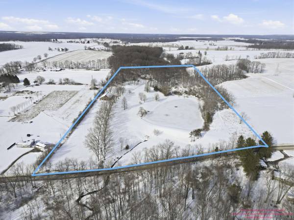 1725 Mt Jackson Rd, Enon Valley, PA 16120-1321