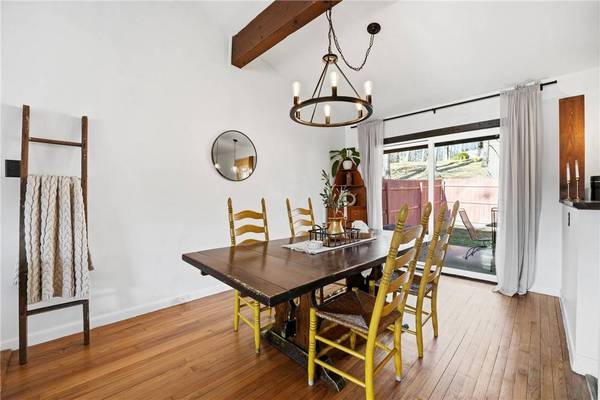 2878 Old Plank Rd, Neshannock Twp, PA 16105