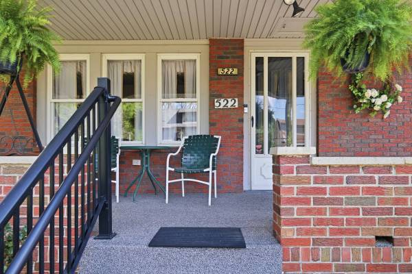 522 E Winter Ave, New Castle, PA 16105-2444