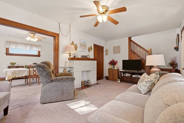 522 E Winter Ave, New Castle, PA 16105-2444