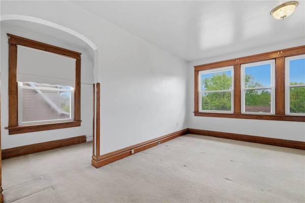 220 E Sheridan Ave, New Castle, PA 16105
