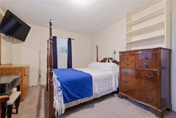 101 N Market St, New Wilmington Boro, PA 16142